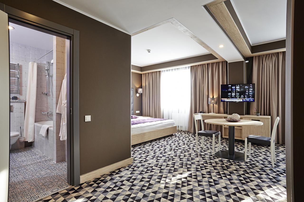 Manufactura Design-Hotel Khodosivka Eksteriør billede